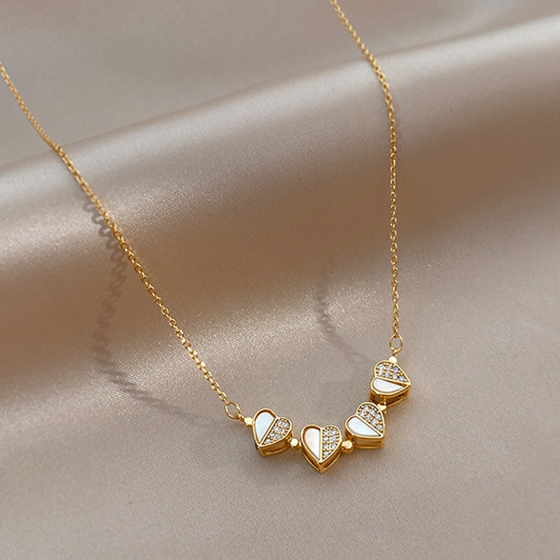 Collier pendentif trèfle à quatre feuilles